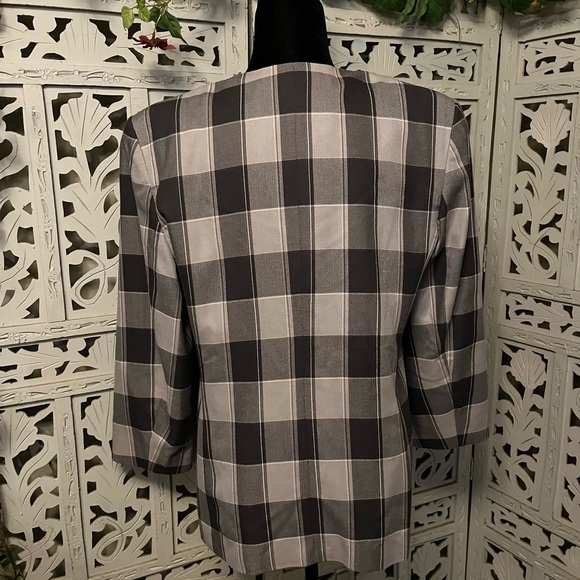 VINTAGE EXECUTIVE COLLECTION BLACK & GREY PLAID LONG SLEEVE JACKET BLAZER - Picture 7 of 11